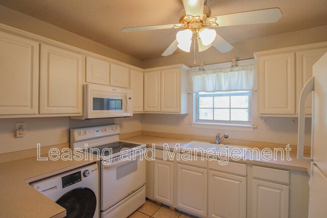 Photo - 516 Arlington Dr Unit A4