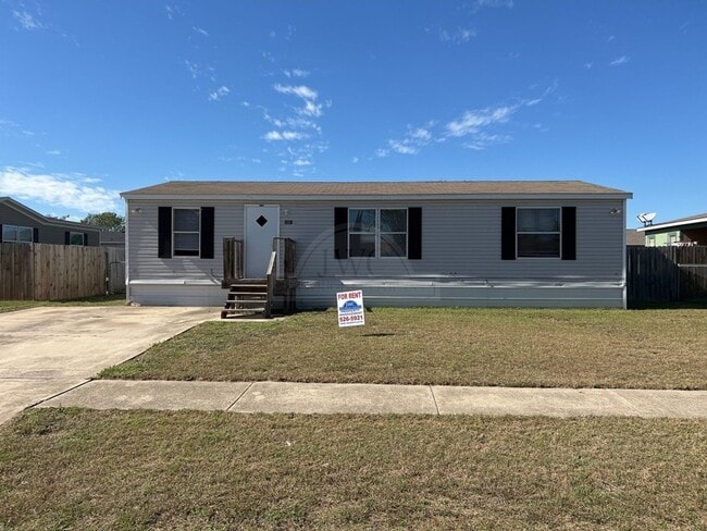 Building Photo - 3303 Sevilla Dr Rental