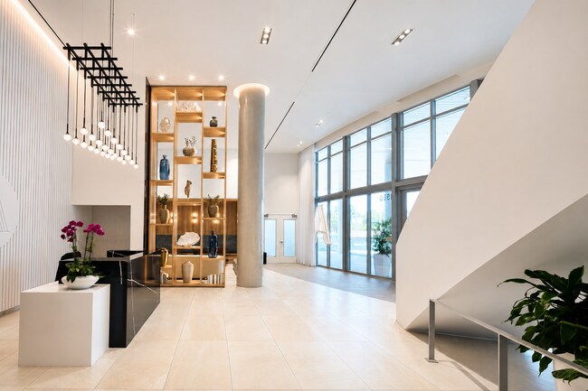 Ascent at Metropolitan Naples