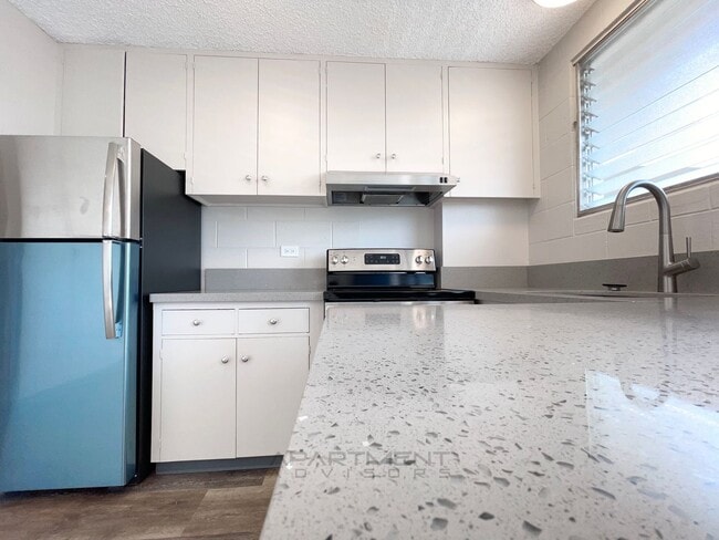 Photo - 3215 Ho'olulu St Unidad #8