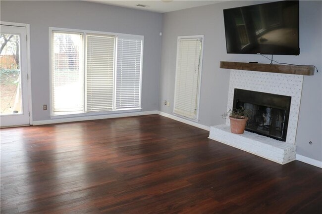 Photo - 1251 Green Oak Cir NW