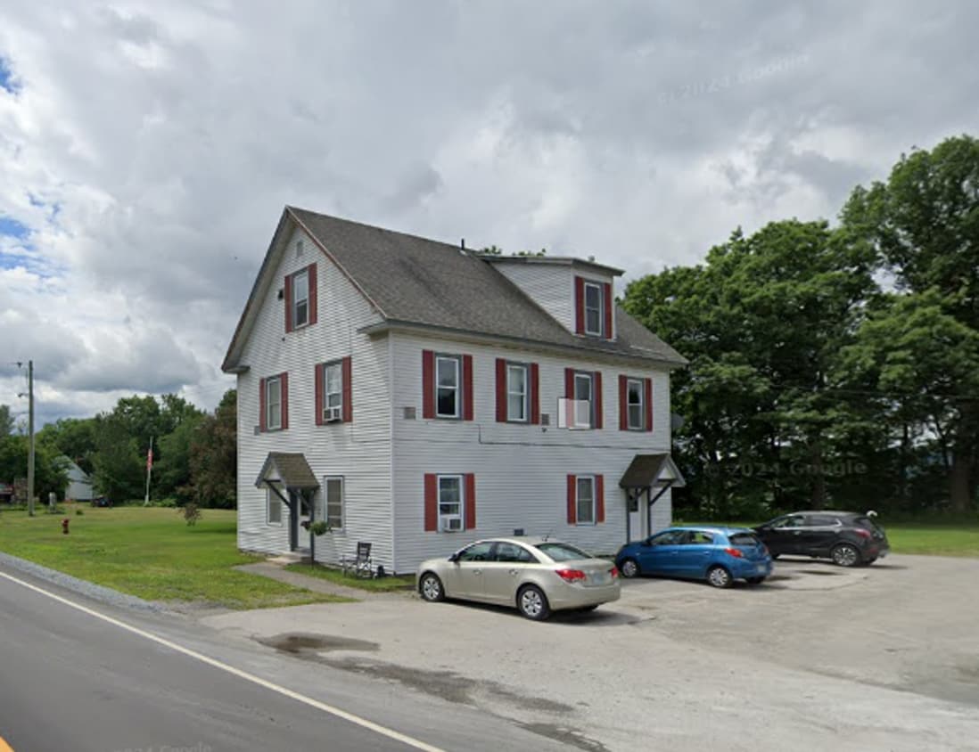Photo - 3135 Dartmouth College Highway