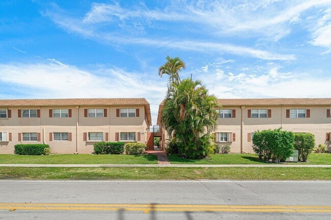Photo - 600 SW 2nd St Unit 2390