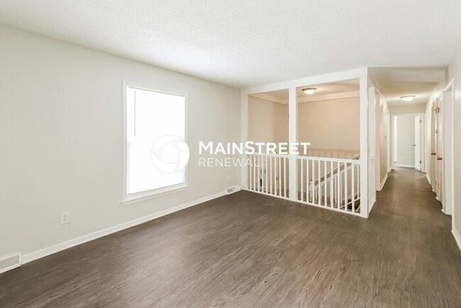 3 Bedroom Pet-Friendly Home in KANSAS CITY, MO with Main Street Renewal