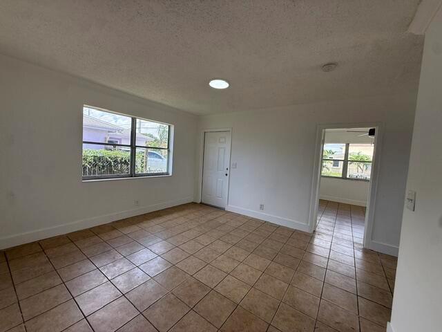 Photo - 1528 Avenue S