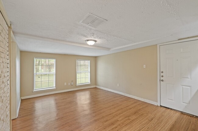 Photo - 9315 Laura Koppe Rd