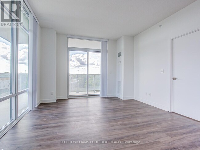 Photo - 621 Sheppard Ave E Unit 603