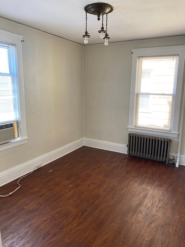 Photo - 2024 Murray Hill Rd Unit CWRU STUDENTS 1 bedroom