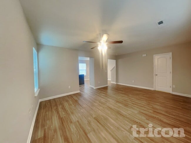 Photo - 1524 Hamilton Hills Dr
