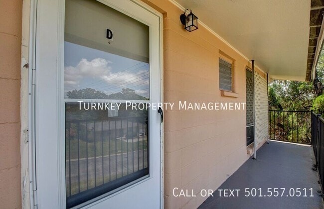 Building Photo - 4700 Lynn Ln Unit D