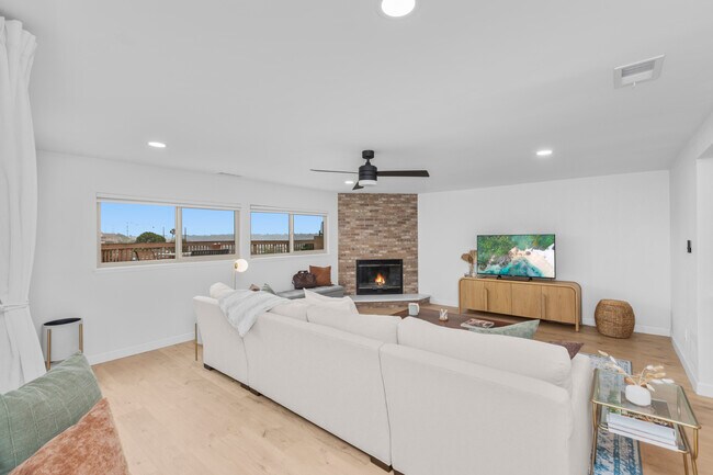 Photo - 2217 Cardinal Dr