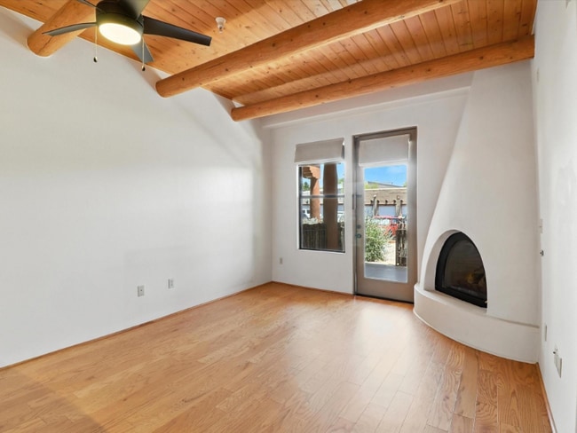 Photo - 1405 Vegas Verdes Dr Unit 128