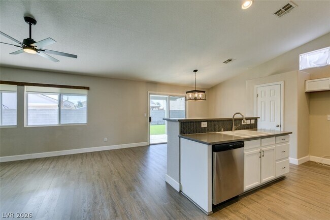 Photo - 5321 Indian Meadow Ct