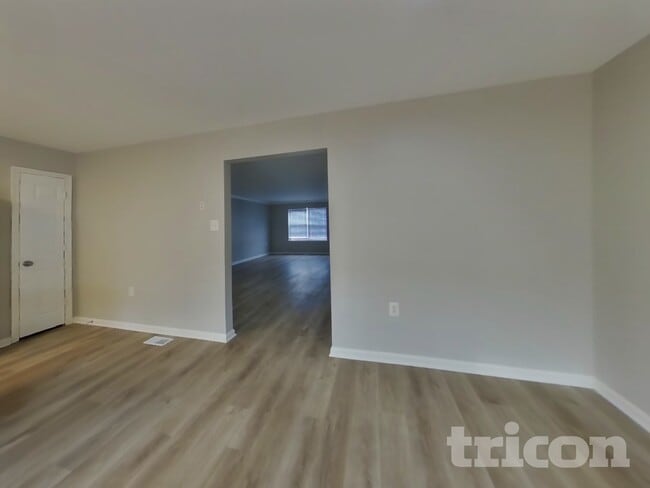 Photo - 4633 Sherwood Mills Rd