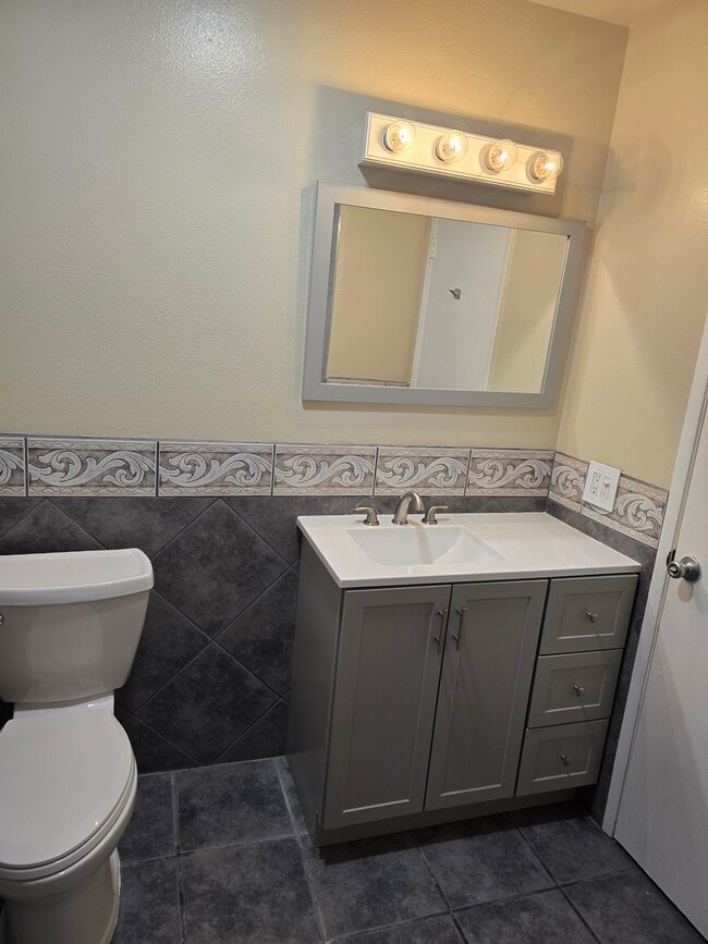 Photo - 4869 Racetrack Cir