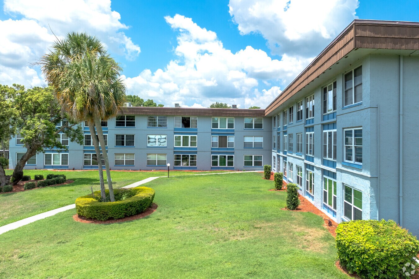 Building - Imperial Harbours