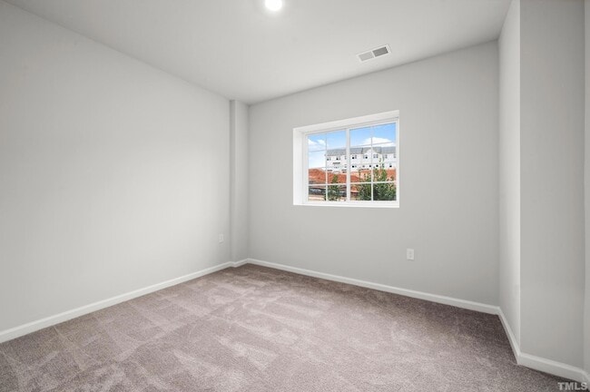 Photo - 414 Odham Ln