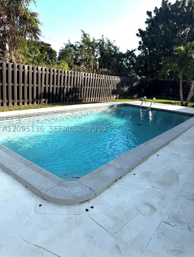 12635 SW 84th Avenue Rd