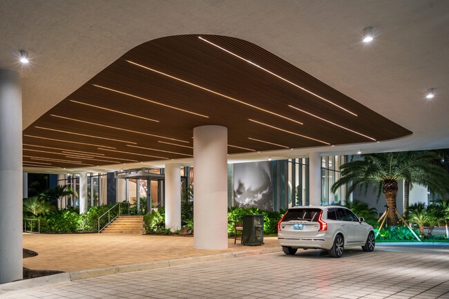 Photo - 700 NE 24th St Unit Penthouse Mansion-6003