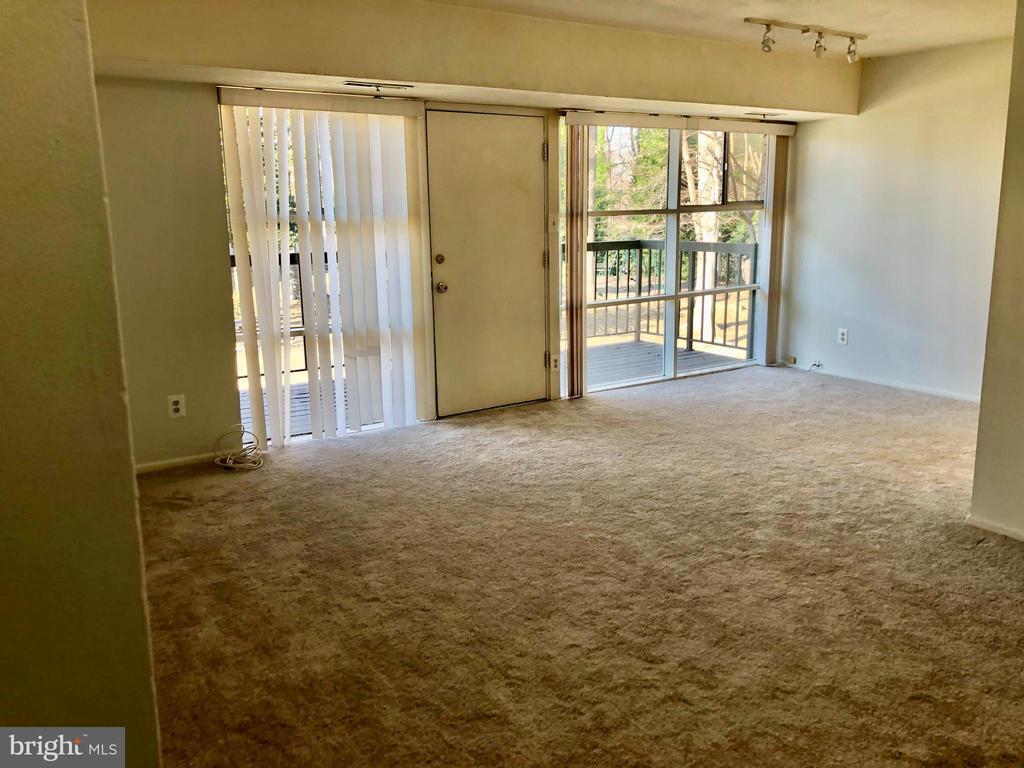 Photo - 4943 Americana Dr Unit 103