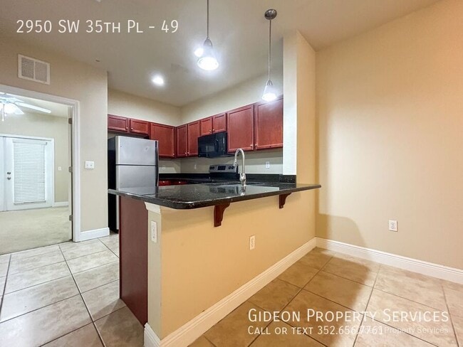 Photo - 2950 SW 35th Pl