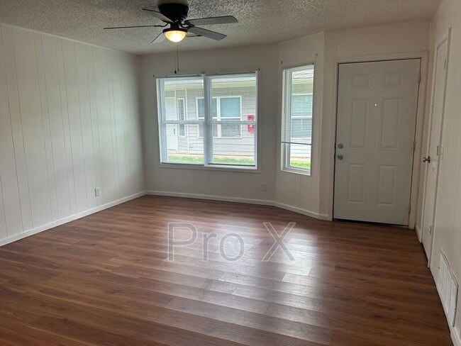 Photo - 409 Park St Unit Apt. C