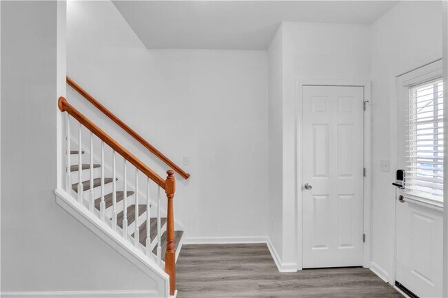 2827 Creek Bottom Ct