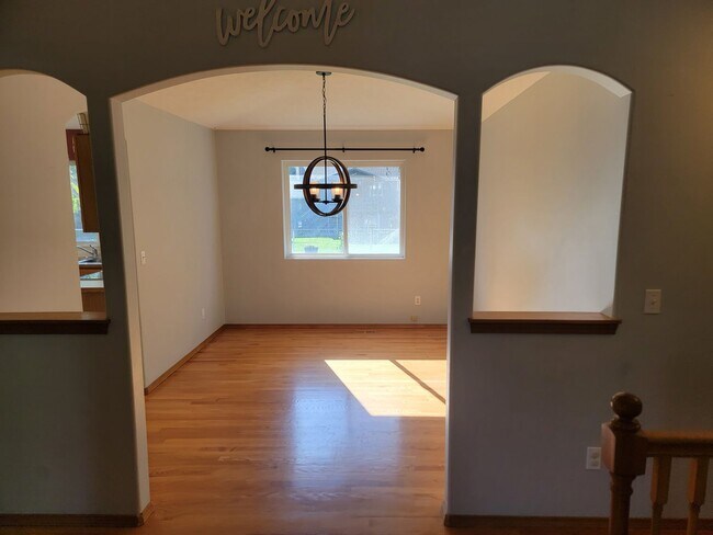 Photo - Beautiful 4-Bedroom Home In The South Hill...