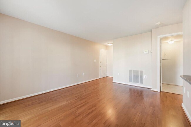 105 Westwick Ct Unidad 6