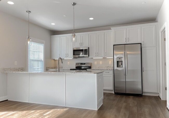 Photo - Sullivan Lane