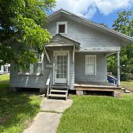 Building Photo - 206 Section Ave