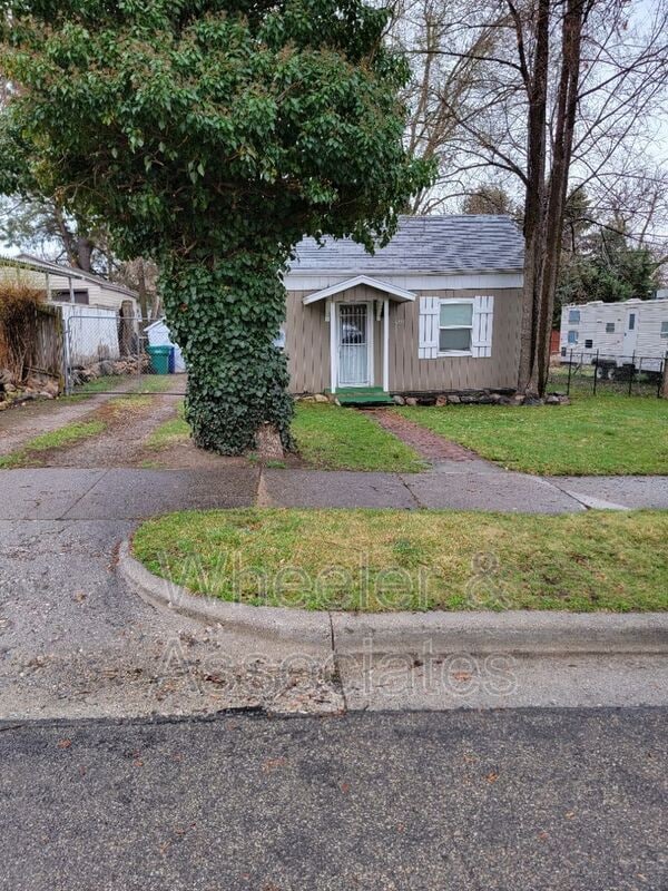 Photo - 1071 Sullivan Dr