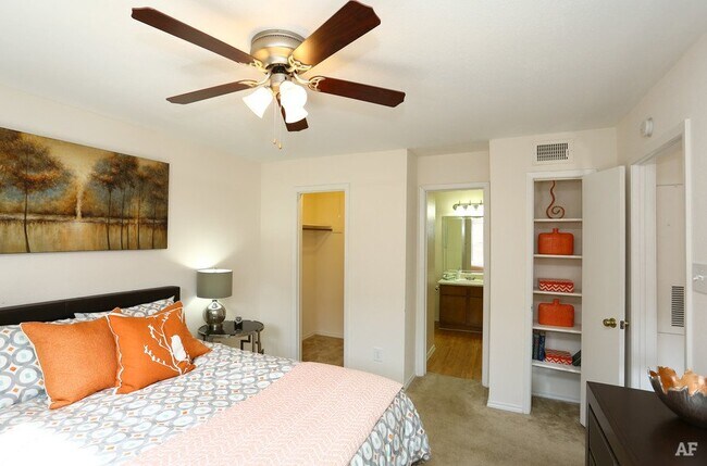 Photo - 10401 N Lamar Blvd Unit B201