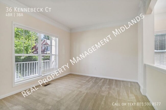 Photo - 36 Kennebeck Ct