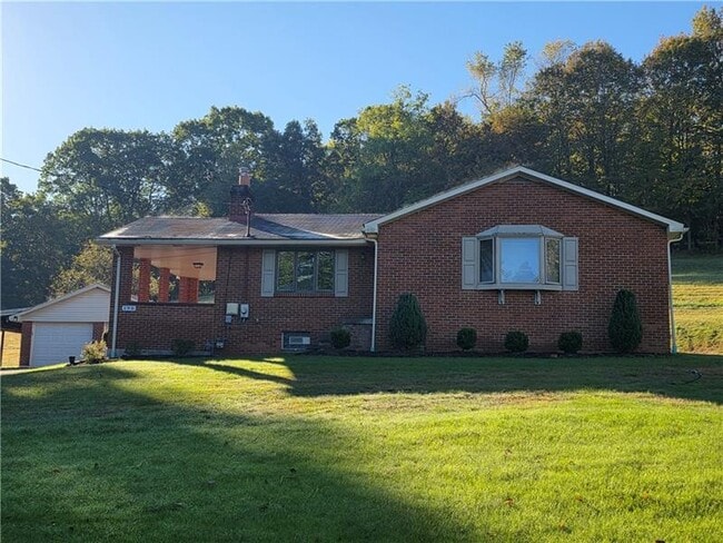 Building Photo - 196 Valley Rd