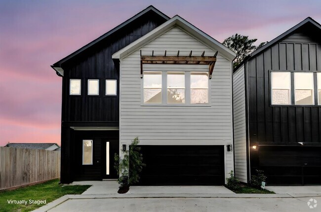 Building Photo - 869 Mansfield St Rental
