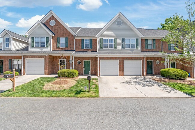 Building Photo - Gated Community in S. Charlotte Rental