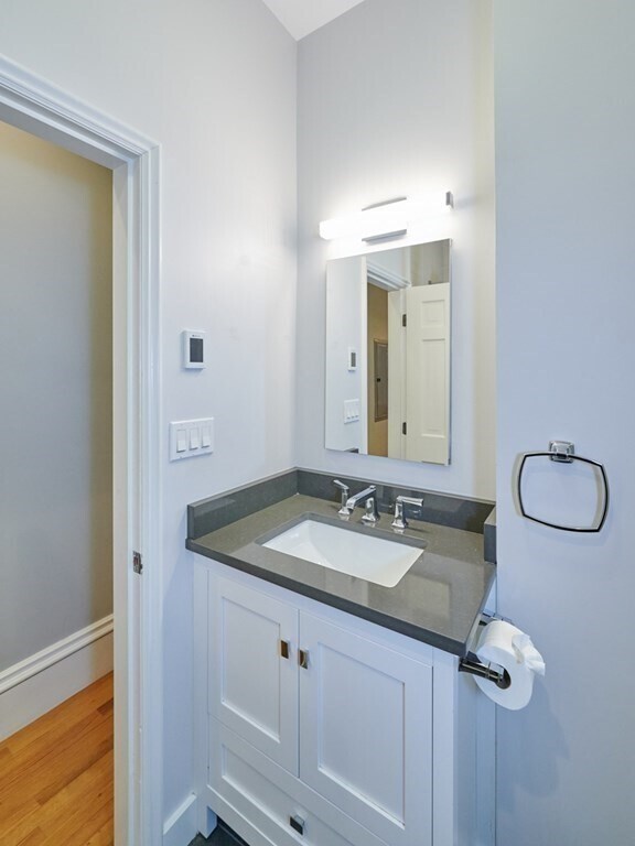 Photo - 313 Marlborough St Unit 2