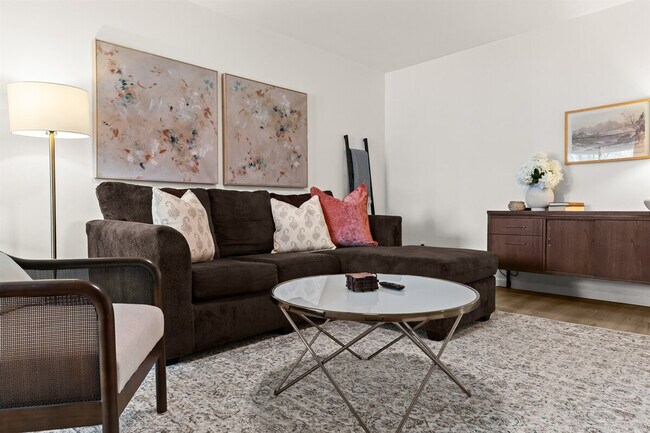 Photo - 22 2nd St Unit ID1032313P