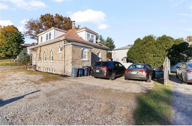 Photo - 25 Kiley St Unit 2