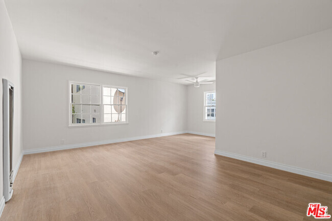 Building Photo - 148 S McCarty Dr Unit 20 Rental