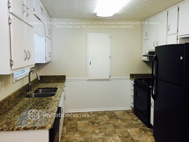 Photo - 123 Fairview Way