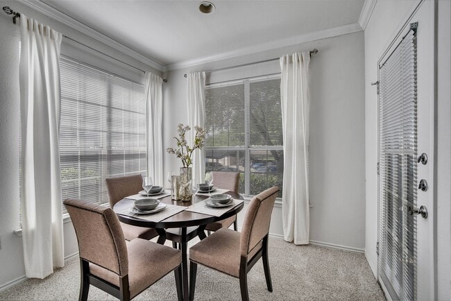 Seven Oaks Apts
