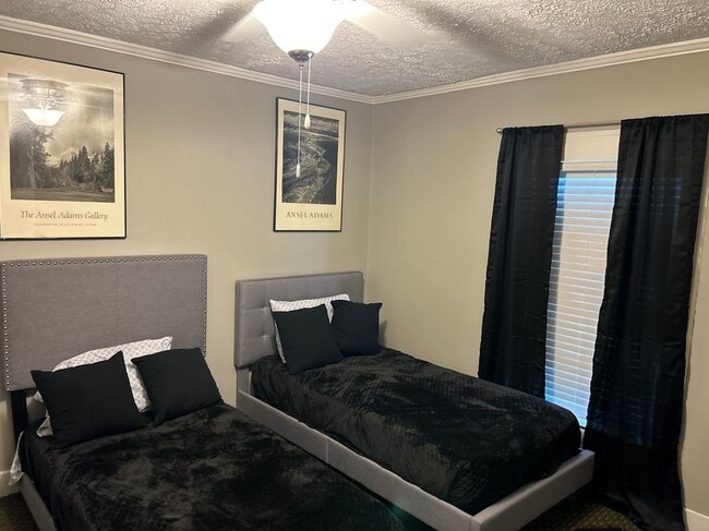 Photo - 707 E Mcintosh Rd