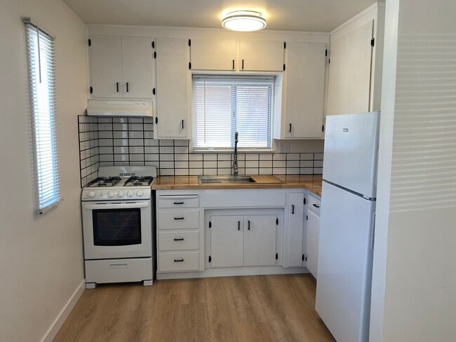 Photo - 340 Nassau St