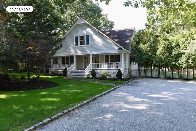 Photo - 28 Tansey Ln