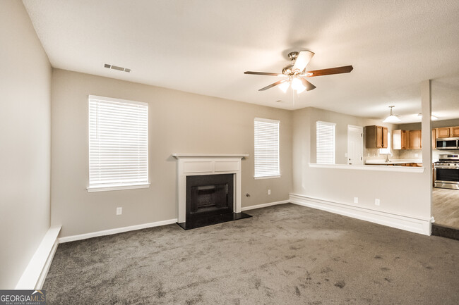 Photo - 189 Kyndal Dr House