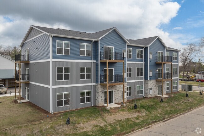 Oakbrook Apartments