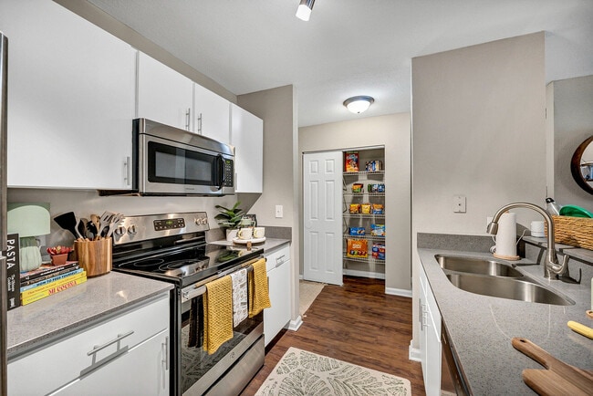 Model | Kitchen & Dining - The Wilde