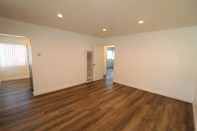 Photo - 1-15 College Drive Unit 1 College Drive